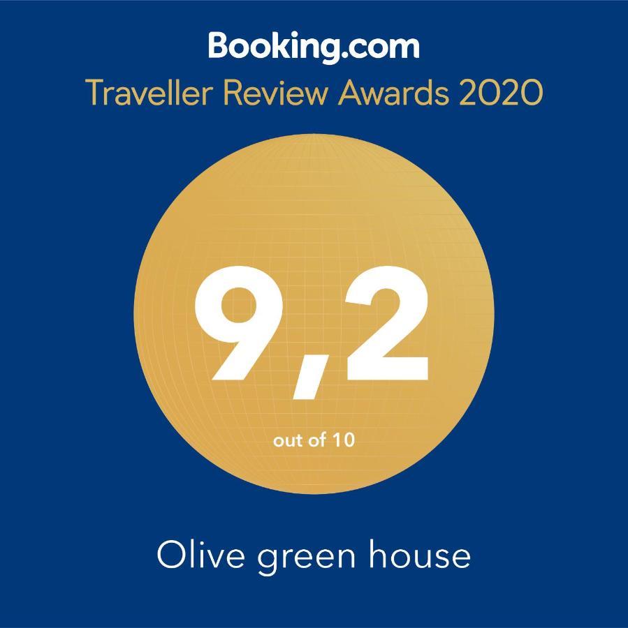 Olive Green House 阿齐亚·佩拉加 外观 照片
